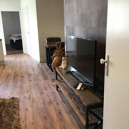 Chic Appartement In Sas Van Gent Eksteriør billede