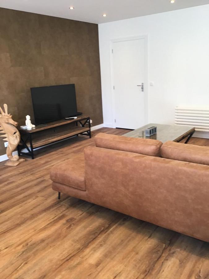 Chic Appartement In Sas Van Gent Eksteriør billede