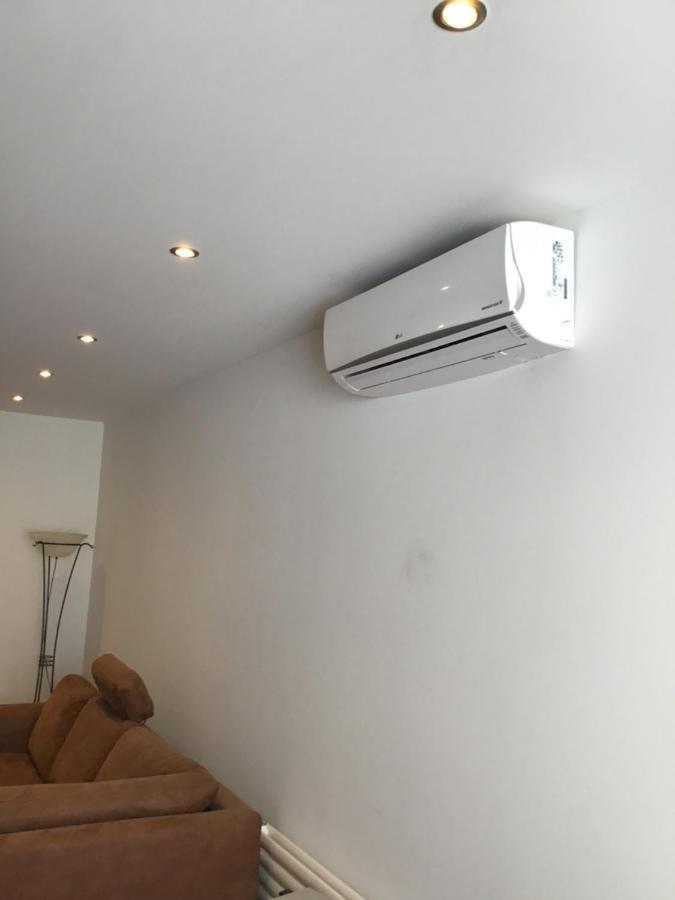 Chic Appartement In Sas Van Gent Eksteriør billede